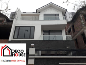 Các mẫu lan can ban công kính cường lực đẹp