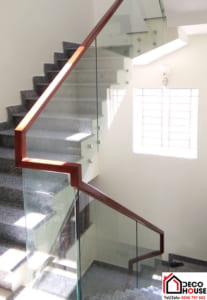 Đơn vị lắp đặt cầu thang kính tại Long Biên uy tín, giá rẻ