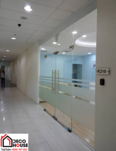 Báo Giá Cửa Kính Thủy Lực 12mm