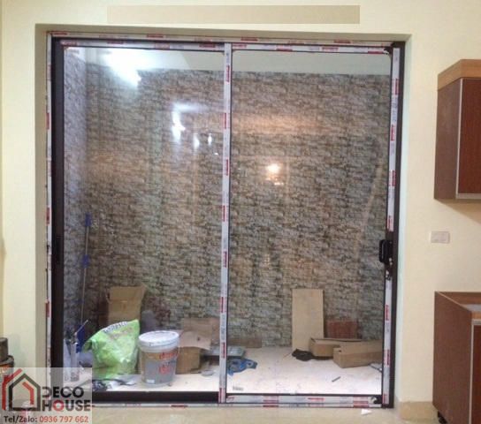 Cửa đi nhôm Xingfa mở trượt