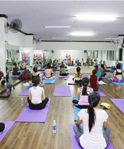 Gương tập yoga khổ lớn giá rẻ