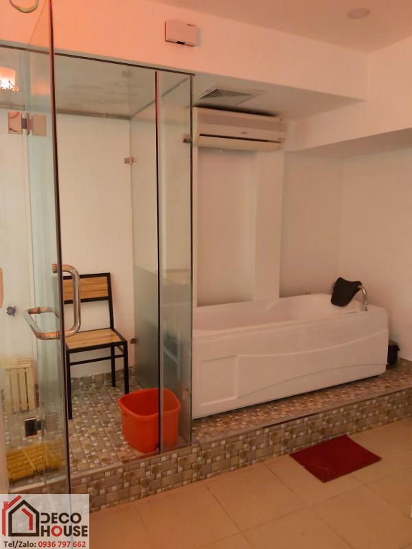 Vách kính phòng xông hơi giá rẻ