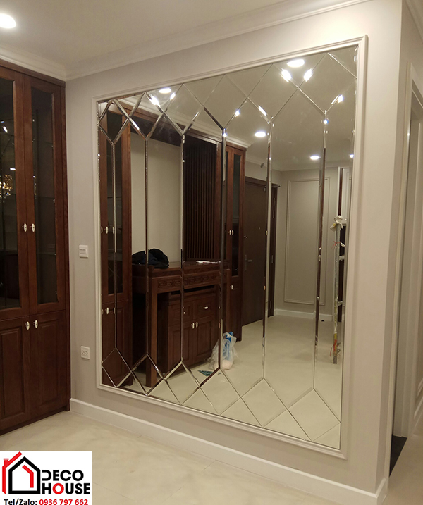 Gương kính dán tường trang trí cao cấp phòng khách