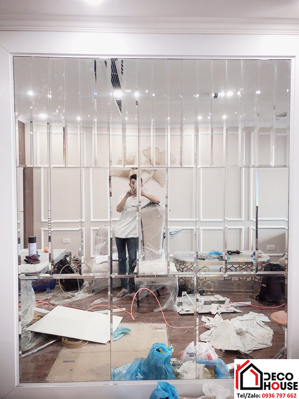 Gương ốp tường trang trí