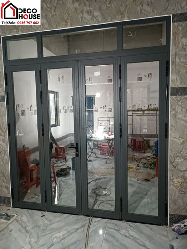 Làm cửa nhôm Xingfa kính cường lực 4 cánh tại Hà Nội