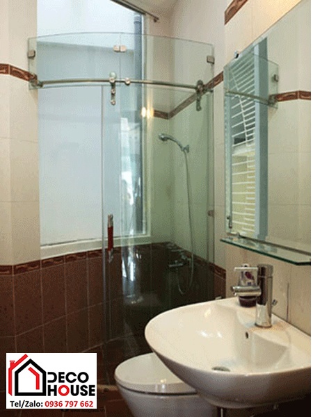 Làm phòng tắm kính cường lực