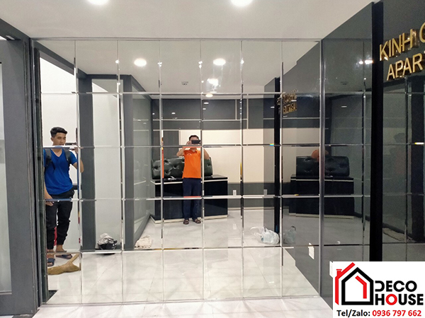 Gương trang trí hình vuông