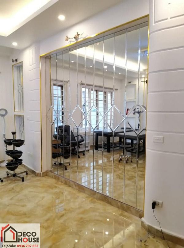 Kính thủy ốp tường đẹp