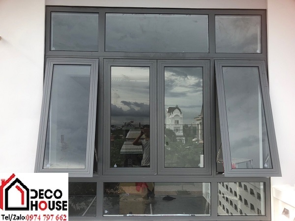 Mẫu cửa sổ nhôm Xingfa 4 cánh mở hất màu ghi xám
